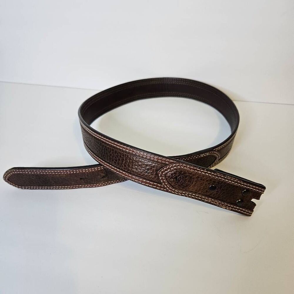 Ariat brown leather no buckle belt, brown, western. 34.